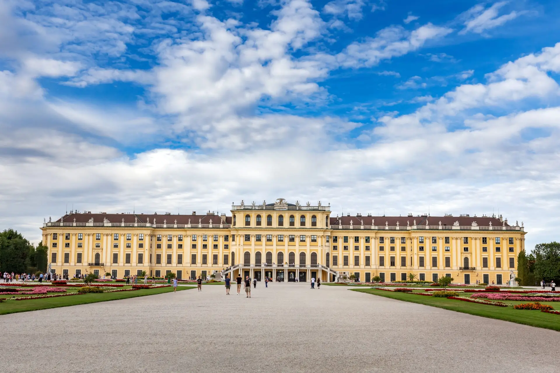 Wide-angle shot of schönbrunn palace