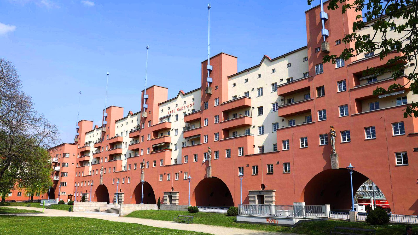 Karl-Marx-Hof housing complex, longest single residential building in the world